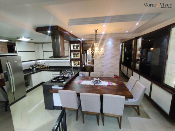 Imagem Casa com 3 Quartos à Venda, 310 m² em Sitio Cercado - Curitiba