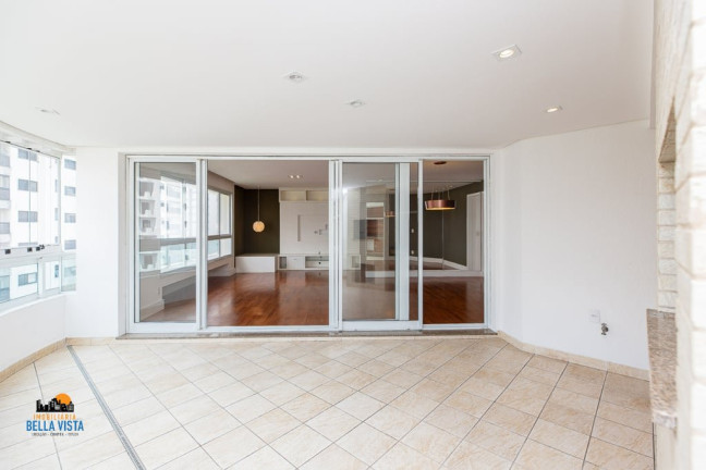 Imagem Apartamento com 3 Quartos à Venda, em Moema - São Paulo Imagem Apartamento com 3 Quartos à Venda, em Moema - São Paulo