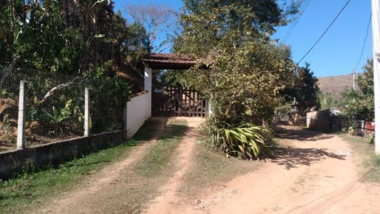 Chácara com 2 Quartos à Venda, 6.000 m² em Sete Voltas - Taubaté