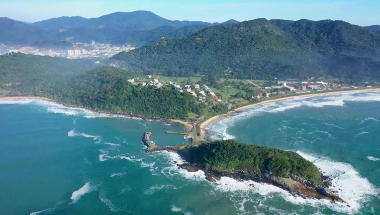 Imagem Casa com 6 Quartos à Venda, 573 m² em Canto Da Praia - Itapema