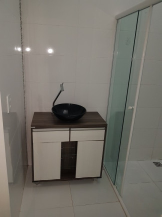 Imagem Sobrado com 3 Quartos à Venda, 420 m² em Guarujá - Cascavel