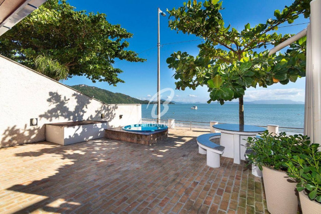 Imagem Casa com 4 Quartos para Temporada, em Canto Grande - Bombinhas Imagem Casa com 4 Quartos para Temporada, em Canto Grande - Bombinhas