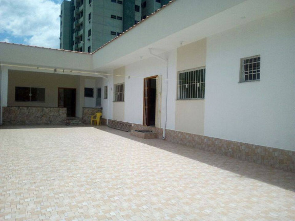 Casa para Alugar, 70 m² em Centro - Caraguatatuba