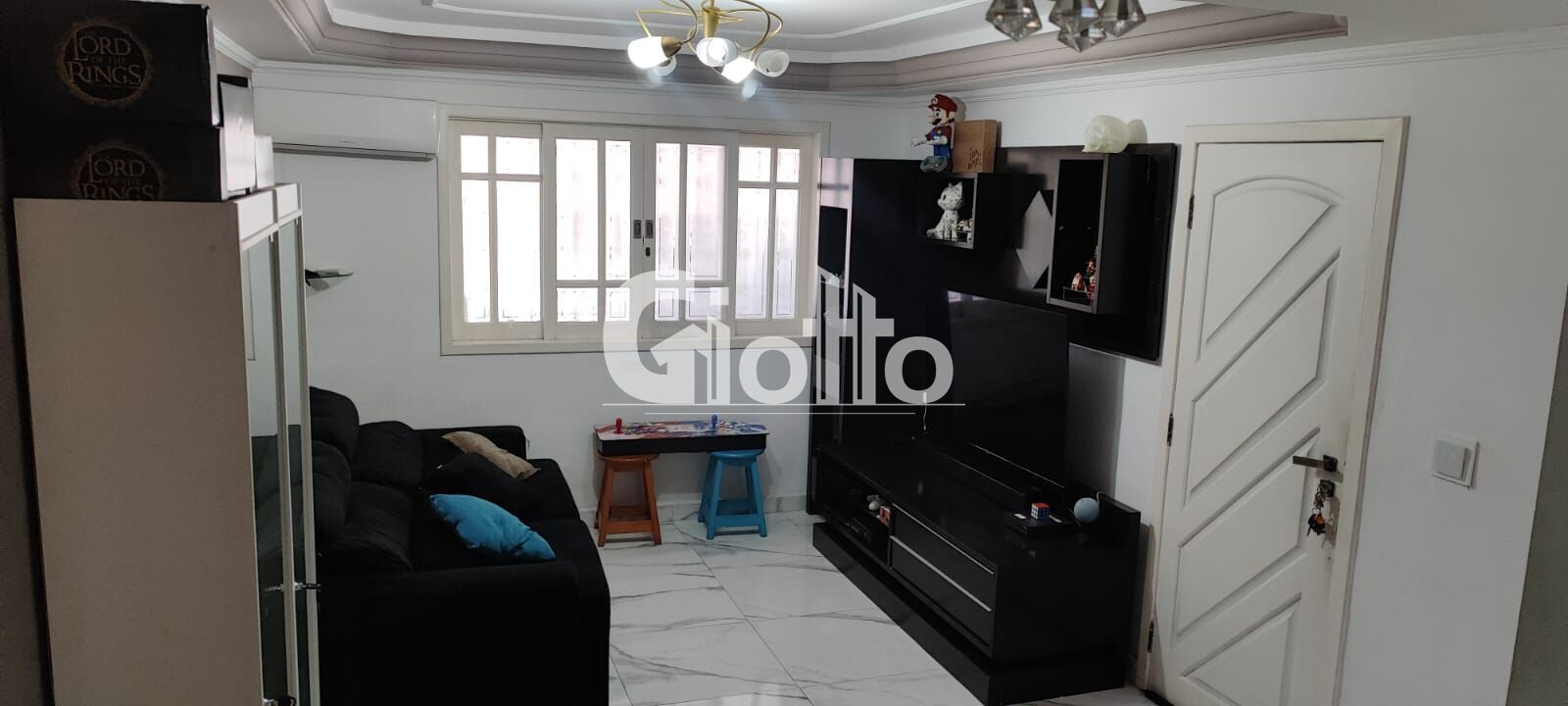 Casa com 2 Quartos à Venda, 121 m² em Chácara Das Flores - Mogi Das Cruzes