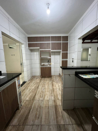 Imagem Casa com 3 Quartos à Venda, 200 m² Imagem Casa com 3 Quartos à Venda, 200 m²