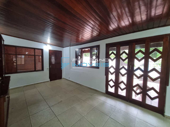 Casa com 3 Quartos à Venda, 405 m² em Canto Do Forte - Praia Grande