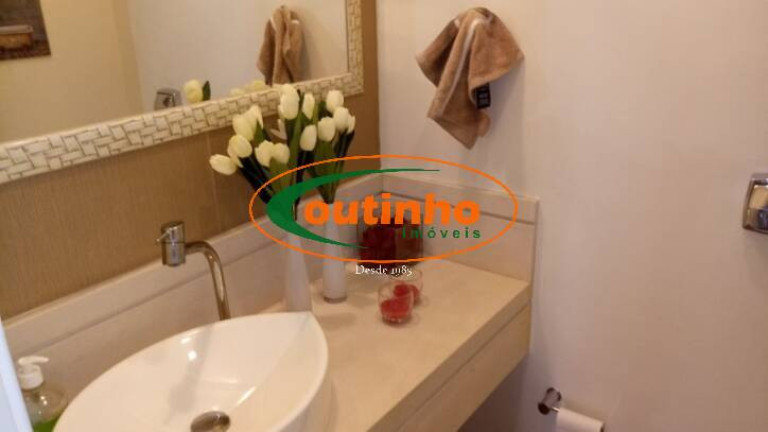 Imagem Apartamento com 4 Quartos à Venda, 172 m² em Tijuca - Rio De Janeiro Imagem Apartamento com 4 Quartos à Venda, 172 m² em Tijuca - Rio De Janeiro