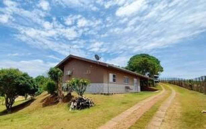 Imagem Chácara com 5 Quartos à Venda, 643 m² em Roseira - Jundiaí