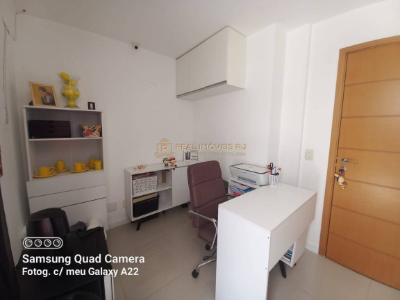 Imagem Apartamento com 3 Quartos à Venda, 126 m² em Vargem Pequena - Rio De Janeiro