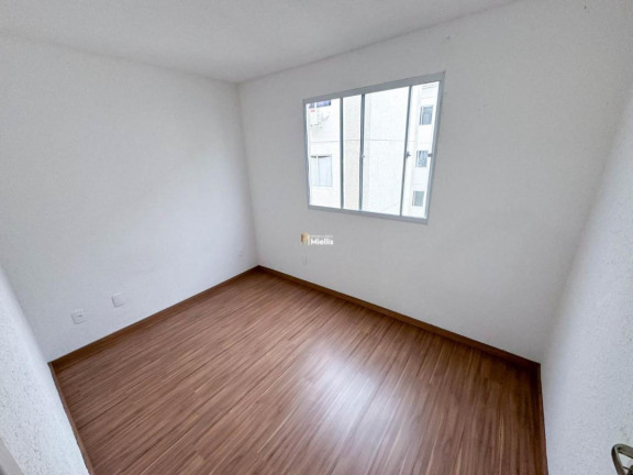 Imagem Imóvel com 2 Quartos à Venda, em Mato Grande - Canoas Imagem Imóvel com 2 Quartos à Venda, em Mato Grande - Canoas