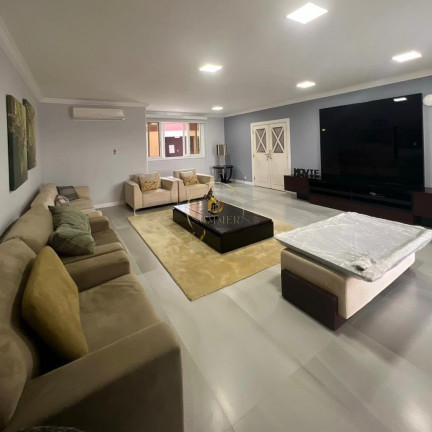 Imagem Casa com 8 Quartos à Venda, 700 m² em Guarujá