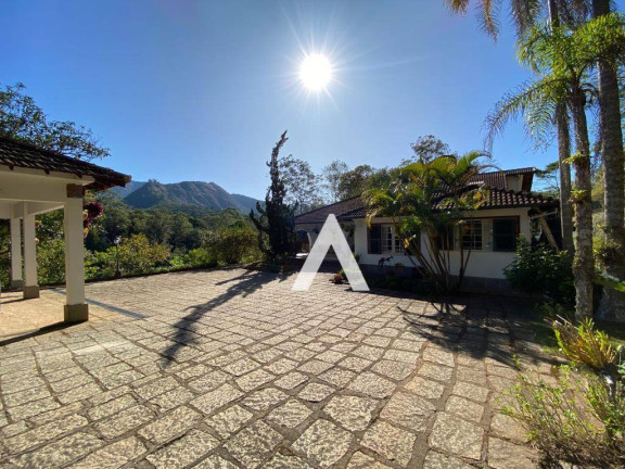 Imagem Casa com 4 Quartos à Venda, 373 m² em Quebra Frascos - Teresópolis