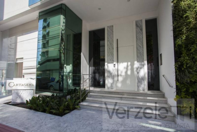 Imagem Apartamento com 3 Quartos à Venda, 134 m² em Centro - Balneário Camboriú Imagem Apartamento com 3 Quartos à Venda, 134 m² em Centro - Balneário Camboriú