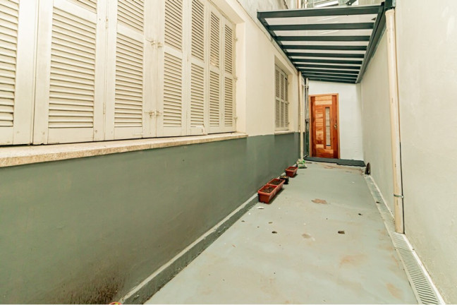 Imagem Imóvel com 2 Quartos à Venda, em Bom Fim - Porto Alegre Imagem Imóvel com 2 Quartos à Venda, em Bom Fim - Porto Alegre