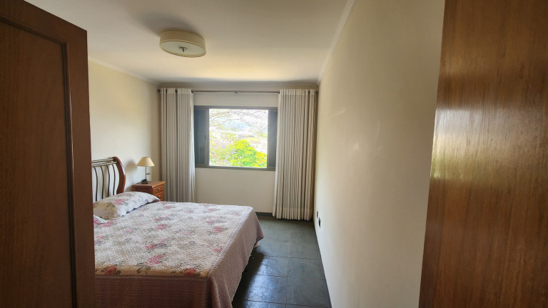 Imagem Apartamento com 3 Quartos à Venda, 145 m² em Centro - Serra Negra