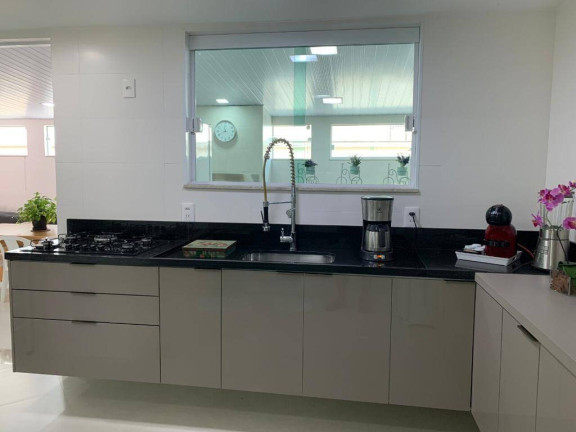 Imagem Casa de Condomínio com 6 Quartos à Venda, 260 m² em Barra Da Tijuca - Rio De Janeiro Imagem Casa de Condomínio com 6 Quartos à Venda, 260 m² em Barra Da Tijuca - Rio De Janeiro