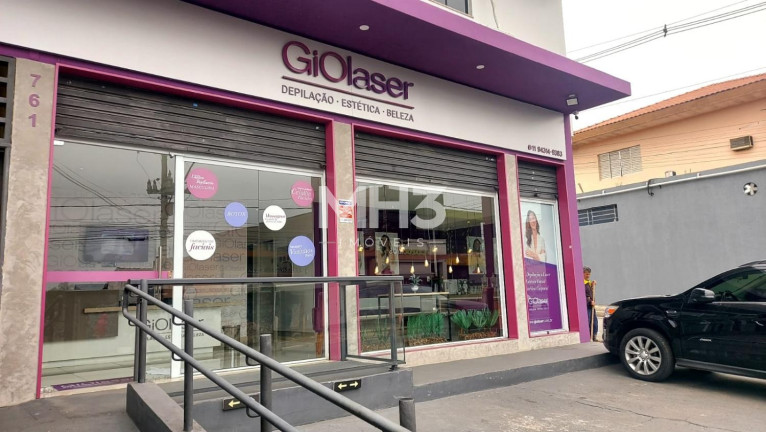 Sala Comercial à Venda, 124 m² em Centro - Embu-guaçu
