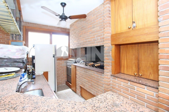 Imagem Imóvel com 3 Quartos à Venda, 269 m² em Bela Vista - Porto Alegre