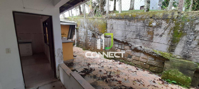Imagem Casa com 5 Quartos à Venda, 200 m² em Fazenda - Itajaí Imagem Casa com 5 Quartos à Venda, 200 m² em Fazenda - Itajaí
