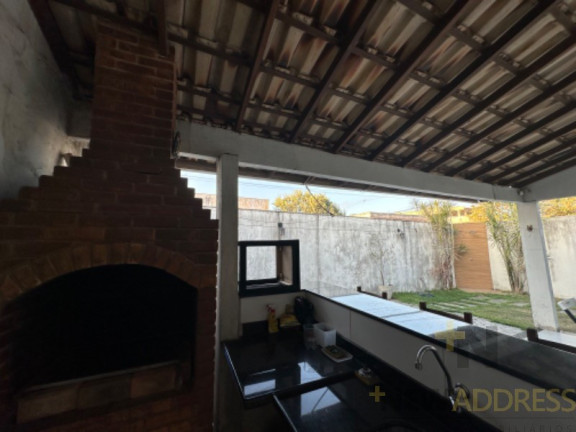 Imagem Casa com 4 Quartos à Venda, 283 m² em Araçás - Vila Velha
