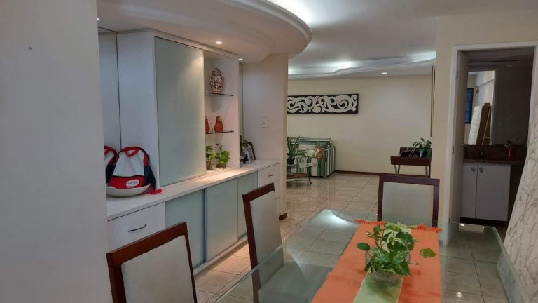 Imagem Imóvel com 4 Quartos à Venda, 240 m² em Parnamirim - Recife