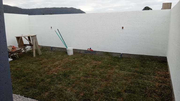 Imagem Casa com 3 Quartos à Venda, 186 m² em São João Do Rio Vermelho - Florianópolis Imagem Casa com 3 Quartos à Venda, 186 m² em São João Do Rio Vermelho - Florianópolis