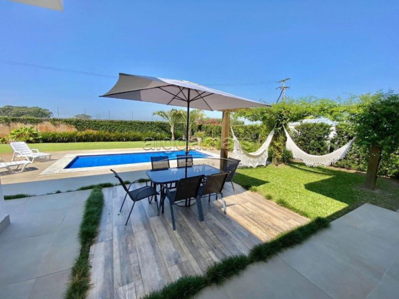 Imagem Casa com 5 Quartos à Venda, 223 m² em Condominio Green Village - Xangri-lá Imagem Casa com 5 Quartos à Venda, 223 m² em Condominio Green Village - Xangri-lá