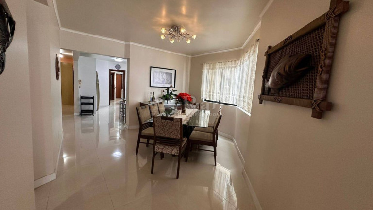 Imagem Apartamento com 4 Quartos à Venda, 384 m² em Centro - Balneário Camboriú Imagem Apartamento com 4 Quartos à Venda, 384 m² em Centro - Balneário Camboriú