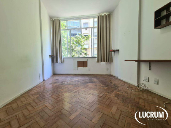 Kitnet com 1 Quarto à Venda, 35 m² em Copacabana - Rio De Janeiro