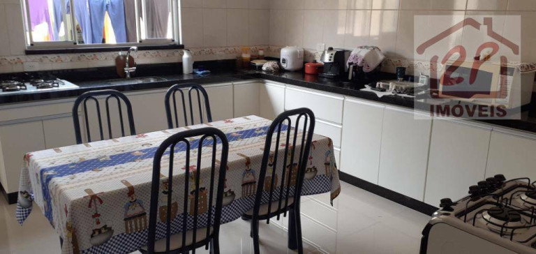 Imagem Casa com 3 Quartos à Venda, 210 m² em Vista Verde - São José Dos Campos Imagem Casa com 3 Quartos à Venda, 210 m² em Vista Verde - São José Dos Campos