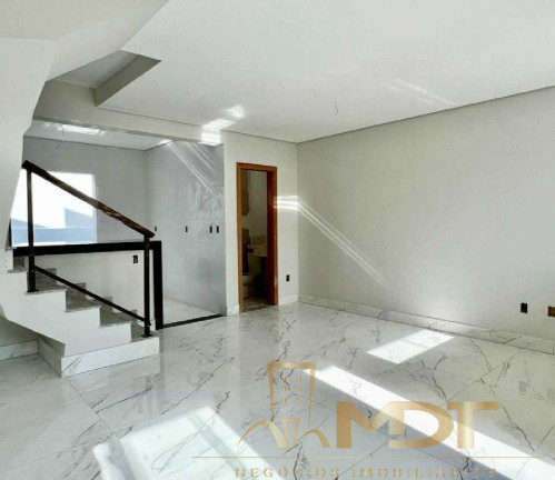 Imagem Casa com 3 Quartos à Venda, 145 m² em Santa Branca - Belo Horizonte Imagem Casa com 3 Quartos à Venda, 145 m² em Santa Branca - Belo Horizonte