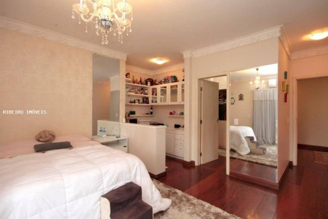 Imagem Casa com 6 Quartos à Venda, 980 m² em Alphaville - Santana De Parnaíba Imagem Casa com 6 Quartos à Venda, 980 m² em Alphaville - Santana De Parnaíba