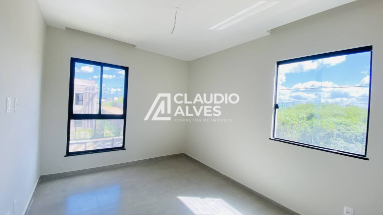 Imagem Casa com 3 Quartos à Venda, 107 m² em Parque Ipê - Feira De Santana