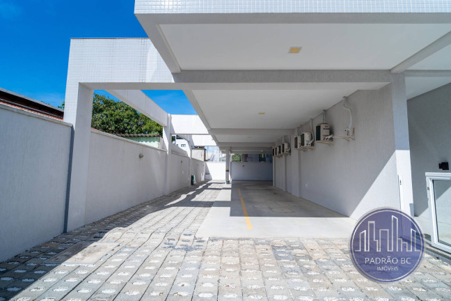 Apartamento com 2 Quartos à Venda, 60 m² em Mariscal - Bombinhas