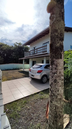Imagem Sobrado com 6 Quartos à Venda, 300 m² em Ubatuba - São Francisco Do Sul Imagem Sobrado com 6 Quartos à Venda, 300 m² em Ubatuba - São Francisco Do Sul