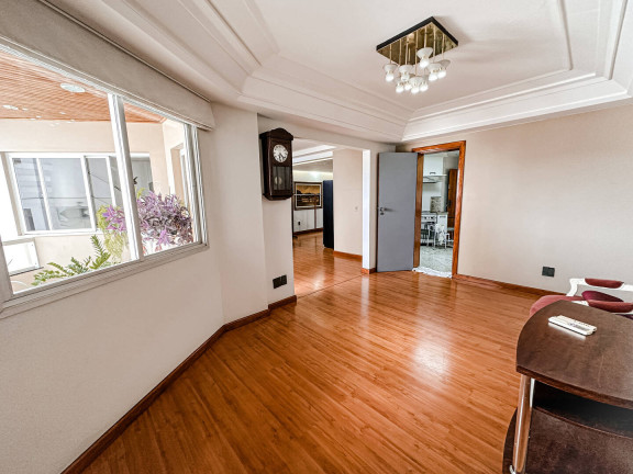 Imagem Cobertura com 4 Quartos à Venda, 325 m² em Centro - Colatina