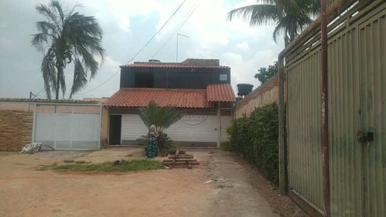 Casa com 5 Quartos à Venda, 150 m² em Setor Habitacional Sol Nascente (ceilândia) - Brasília