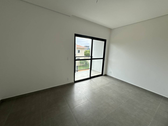 Imagem Casa com 3 Quartos à Venda, em Centro - Barra Velha Imagem Casa com 3 Quartos à Venda, em Centro - Barra Velha