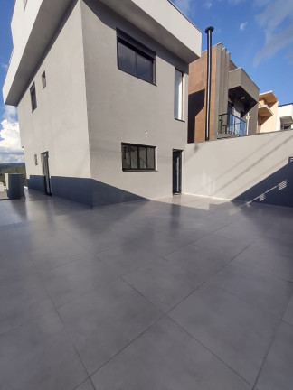Imagem Sobrado com 3 Quartos à Venda, 195 m² em Portais (polvilho) - Cajamar