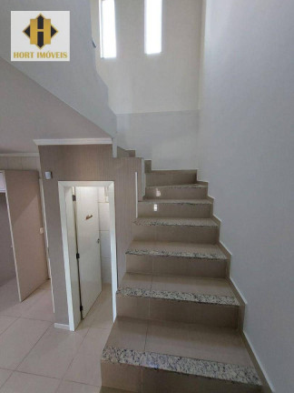Imagem Sobrado com 3 Quartos à Venda, 94 m² em Pereque - Porto Belo