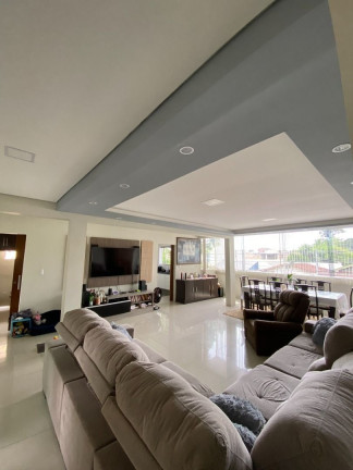 Imagem Casa com 3 Quartos à Venda, 240 m² em Guaíra - Curitiba
