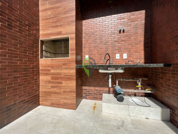 Casa com 3 Quartos à Venda, 132 m² em Gonzaga - Santos