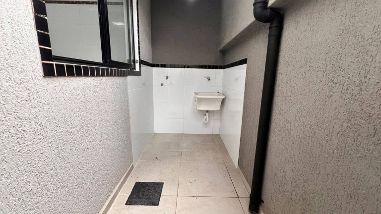 Imagem Casa com 2 Quartos à Venda, 60 m² em Mirim - Praia Grande