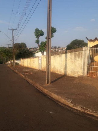 Imagem Casa com 2 Quartos à Venda, 137 m² em Olímpico - Londrina
