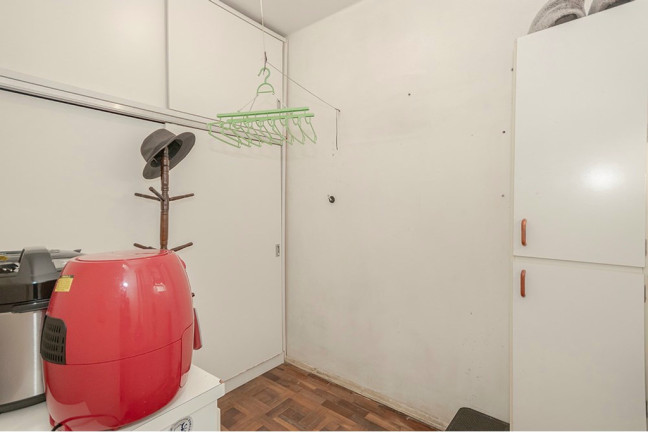 Imagem Apartamento com 2 Quartos à Venda, 73 m² em Santana - Porto Alegre