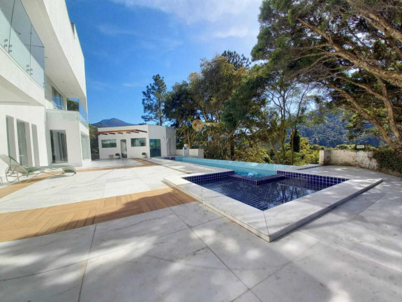 Imagem Casa com 4 Quartos à Venda, 4.870 m² em Carlos Guinle - Teresópolis