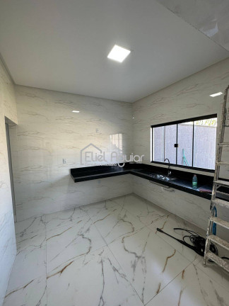 Imagem Casa com 3 Quartos à Venda, 125 m² em Residencial Recanto Do Bosque - Goiânia Imagem Casa com 3 Quartos à Venda, 125 m² em Residencial Recanto Do Bosque - Goiânia
