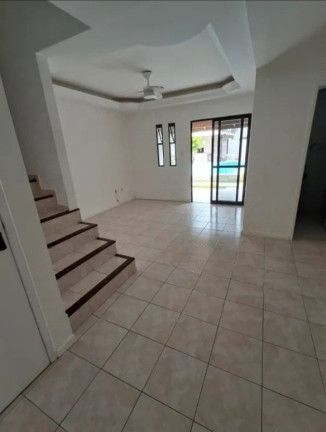 Imagem Casa com 3 Quartos à Venda, 92 m² em Buraquinho - Lauro De Freitas Imagem Casa com 3 Quartos à Venda, 92 m² em Buraquinho - Lauro De Freitas