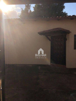 Imagem Casa com 4 Quartos para Alugar, 200 m² em Residencial Jardim Primavera - Itumbiara Imagem Casa com 4 Quartos para Alugar, 200 m² em Residencial Jardim Primavera - Itumbiara
