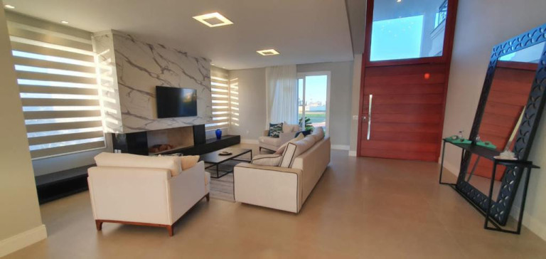 Imagem Casa com 4 Quartos à Venda, 300 m² em Village - Capao Da Canoa Imagem Casa com 4 Quartos à Venda, 300 m² em Village - Capao Da Canoa